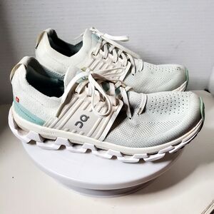 On Cloudswift 3 Women's White & Green Sneakers Size 8